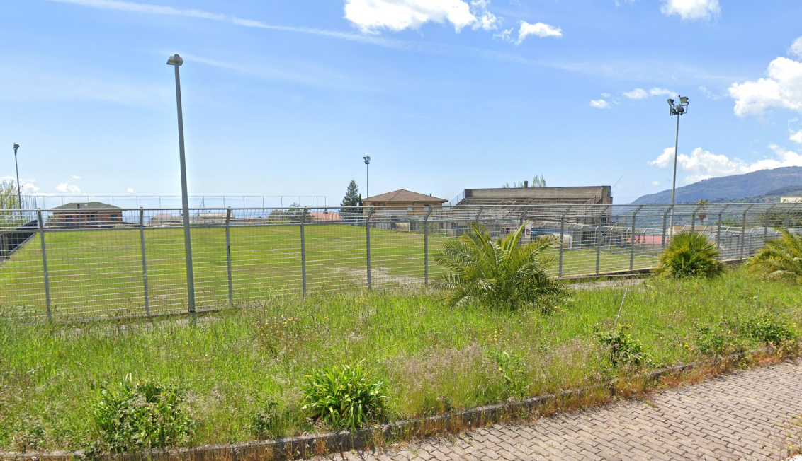 Campo sportivo Fronti